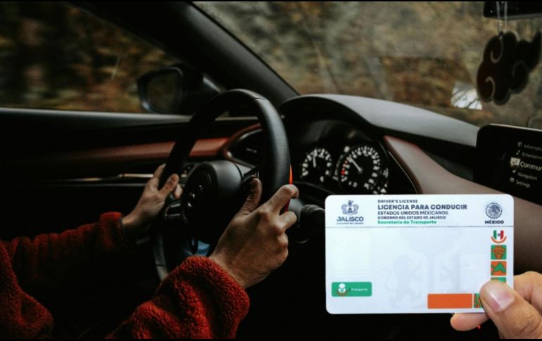 Jalisco anunció un nuevo apoyo para fomentar la regularización de conductores en el Estado. CANVA/GOBIERNO DE JALISCO/ESPECIAL