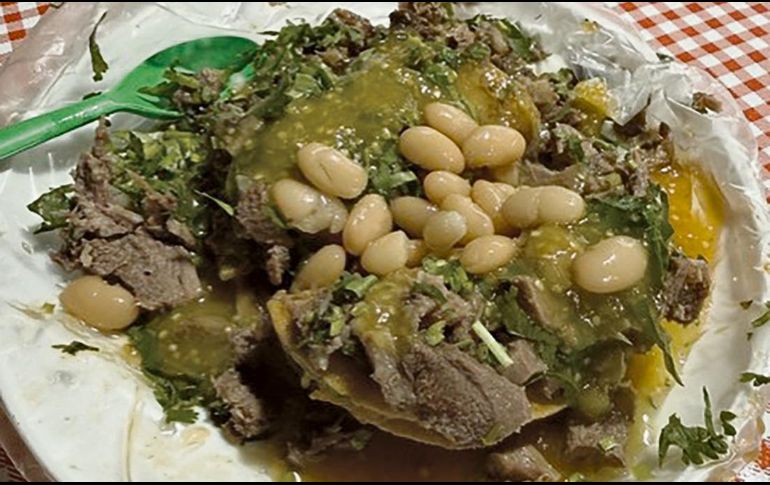 Deléitate con este clásico antojito mexicano en Tacos El Chino. CORTESÍA