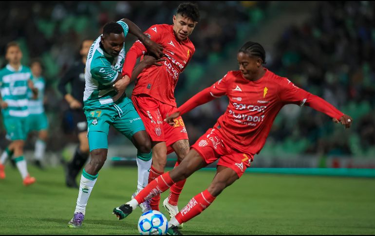 Fotografía del partido correspondiente a la jornada 1 del torneo Clausura 2026 de la Liga MX, entre los Guerreros de Santos Laguna y los Rayos del Necaxa. IMAGO 7