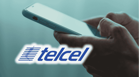 Usuarios señalaron que, sin necesidad de un código ni de ser él o la titular de la línea, el portal de Telcel arrojaba todos los datos ya registrados de los clientes. ESPECIAL/Canva