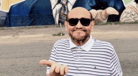 “Doy gracias a Dios, estoy feliz, muy contento y con todas las ganas del mundo de seguir trabajando, mientras el creador me lo permita”, dijo Édgar Vivar. /X/@varedg