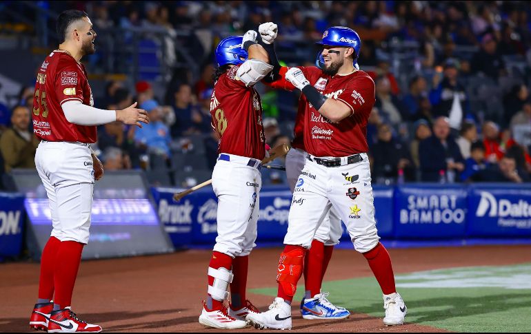Julián Ornelas figuró a la ofensiva al batear de 3-2 con un jonrón y un doble que produjeron dos carreras. CORTESÍA/Charros de Jalisco
