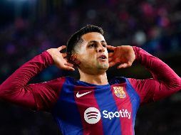 El Barcelona, quien de nuevo recibe a Cancelo, lidera La Liga española en su punto medio, con cuatro unidades de ventaja sobre su escolta Real Madrid. EFE / ARCHIVO