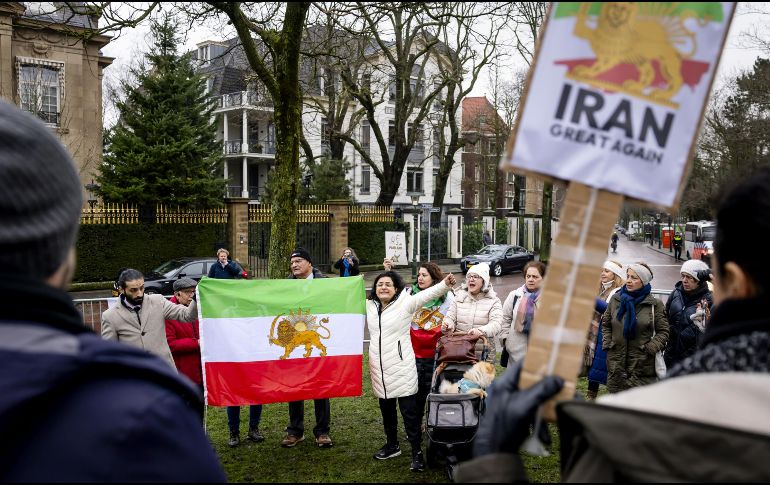 Uno de los detenidos, llamado  Erfan Soltani de 26 años,  habría sido sometido a juicio sumarísimo y será ejecutado por ahorcamiento. EFE/S. VAN DER WAL