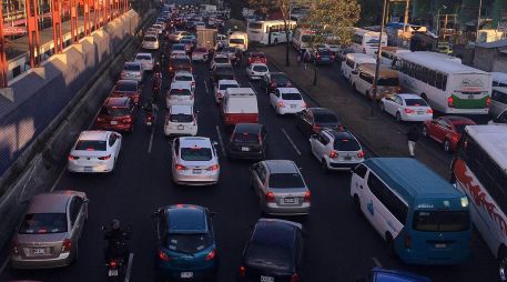 Los manifestantes advirtieron que los bloqueos podrían extenderse durante el día como parte de un 