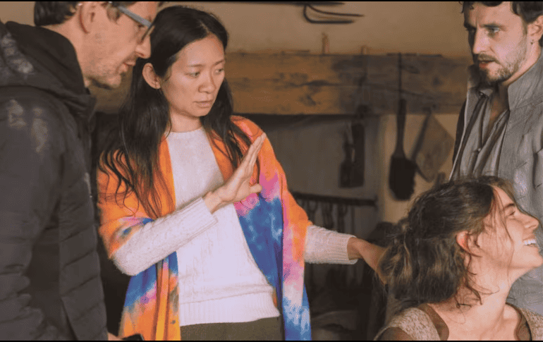 La obra Hamlet, dentro de la película, aclara Zhao, no trata de analizar el texto, sino de observar cómo una historia puesta en escena permite que otros participen de una pérdida ajena. ESPECIAL/SUN