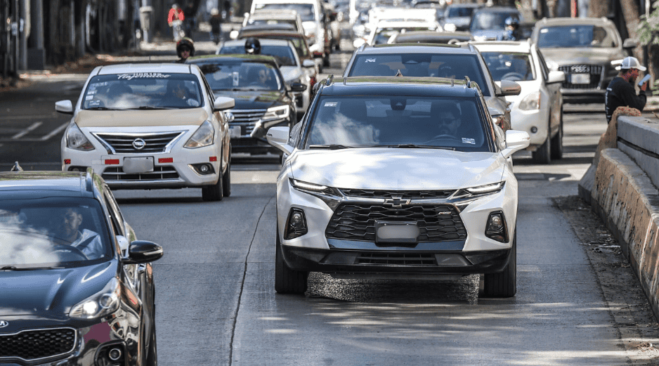 El Gobierno estatal recordó que las personas que ya pagaron su refrendo 2025 y aún no realizan la sustitución obligatoria de placas cuentan con una prórroga para hacer el canje gratuito durante enero, febrero y marzo de 2026, conforme a un calendario por terminación de placa. EL INFORMADOR/ A. Navarro