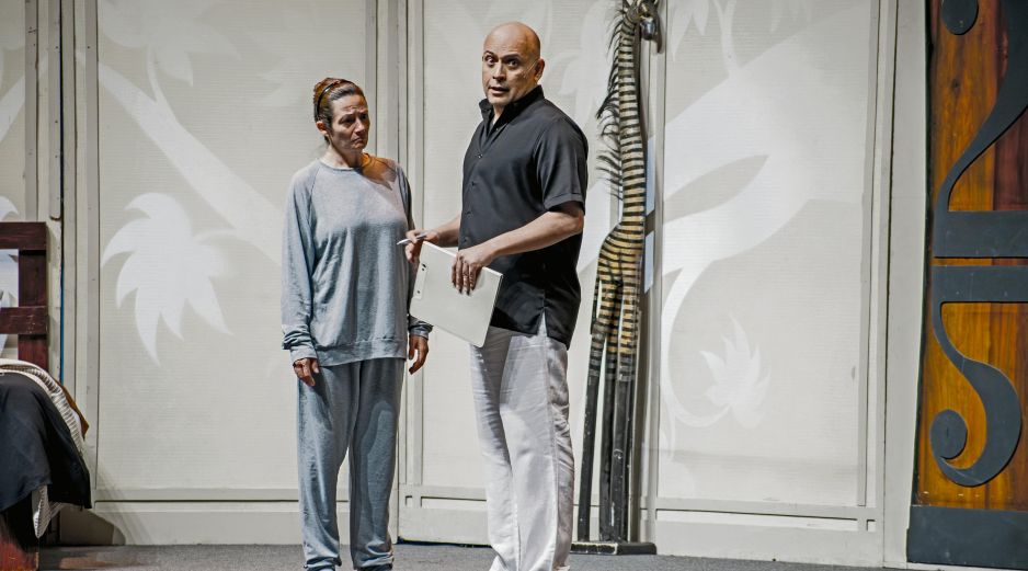 En la obra escrita y protagonizada por Odin Dupeyron, también participa Erika Blenher. ESPECIAL