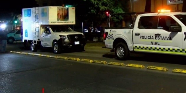 Seguridad en Jalisco: Unidad del Macrob&uacute;s choca contra camioneta