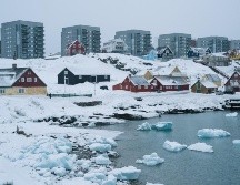 Situada entre el Atlántico Norte y el Ártico, cerca de Estados Unidos, Canadá y Rusia, Groenlandia ocupa una posición geográfica estratégica. AFP / ARCHIVO