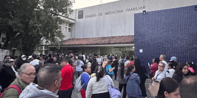 Evac&uacute;an unidades m&eacute;dicas en Vallarta tras sismo