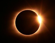 El eclipse solar anular del 17 de febrero iniciará aproximadamente a las 11:42 UTC. UNSPLASH / J. LEE