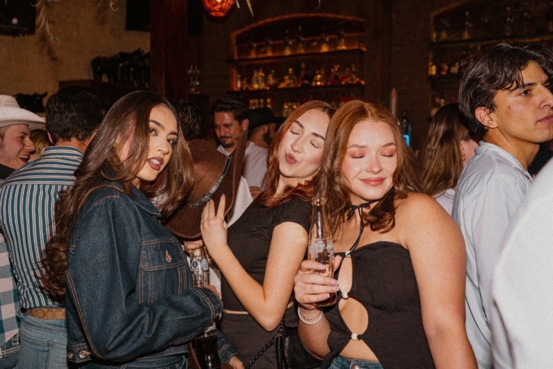 &nbsp; La Arandina (Ramón Corona 427, Arandas), con cuatro años de vida, está convertida en un referente de la buena copa. ESPECIAL