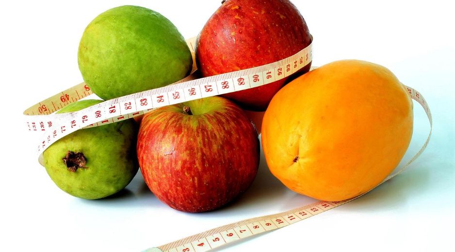 Una alimentación equilibrada puede ayudar a reducir el llamado colesterol “malo” (LDL) y a proteger las arterias de enfermedades cardiovasculares, uno de los principales problemas de salud en la actualidad. Pixabay