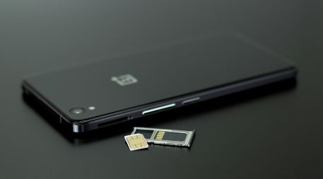 La medida busca frenar extorsiones, fraudes y otras conductas delictivas. PEXELS