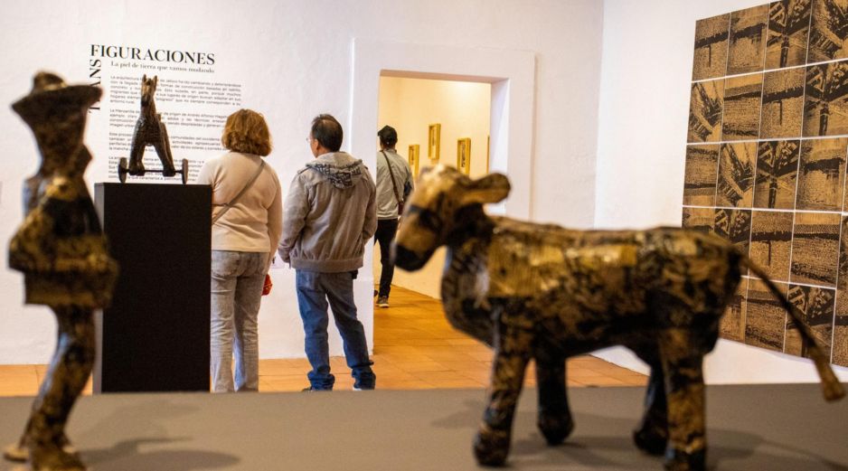 Visitantes disfrutan de la exposición en el Museo Regional de la Cerámica en Tlaquepaque FACEBOOK/@MEG Museos de Jalisco