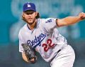 Kershaw marcó un récord de 11-2 y una efectividad de 3.36 en la temporada 2025. AP