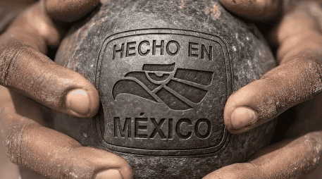 La dependencia precisó en un comunicado que quedaron 150 patentes pendientes de pago al cierre del año, por lo que el total anual ascendería a mil 112 patentes mexicanas. ESPECIAL/Secretaría de Economía