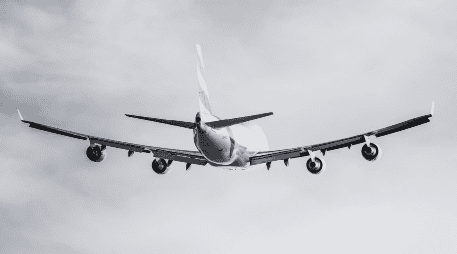 El avión extraviado partió de Yogyakarta y tenía previsto aterrizar en el Aeropuerto Internacional Sultan Hasanuddin de Makassar, en Indonesia. ESPECIAL