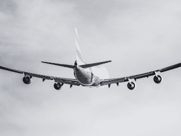 El avión extraviado partió de Yogyakarta y tenía previsto aterrizar en el Aeropuerto Internacional Sultan Hasanuddin de Makassar, en Indonesia. ESPECIAL