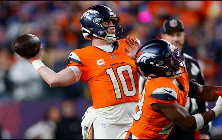 Bo Nix sufrió una fractura de tobillo en la penúltima jugada del juego de la Ronda Divisional contra los Bills de Buffalo. AFP