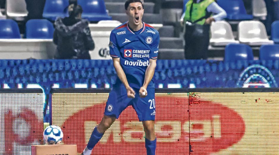 Paradela aprovechó los rebotes en el área poblana y mandó a guardar el esférico al minuto 77. IMAGO7