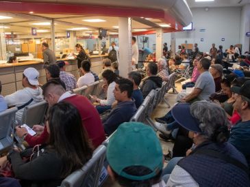 La aplicación del descuento de 70 por ciento durante 2026 permitirá a las y los contribuyentes mantener actualizado el registro de los vehículos en su poder. ESPECIAL/Gobierno de Jalisco