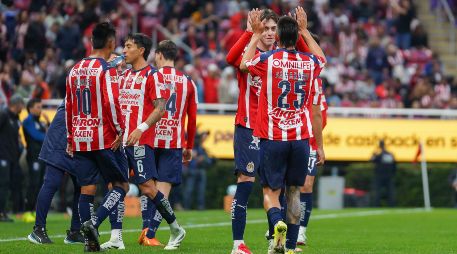 Chivas selló un triunfo sustentado en su equilibrio colectivo, su contundencia en momentos clave y la aportación puntual de varios de sus elementos. IMAGO7.