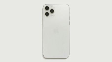 Se presume que el diseño del iPhone 18 Pro Max será novedoso y contará con múltiples funcionalidades. UNSPLASH / V. RAGUNATHAN