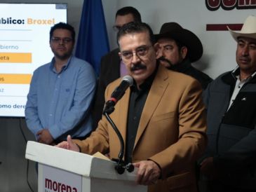 El senador por Jalisco, Carlos Lomelí Bolaños, denunció que el inicio de año ha estado marcado por incrementos al costo del agua, refrendos, licencias, transporte público y fotoinfracciones. CORTESÍA