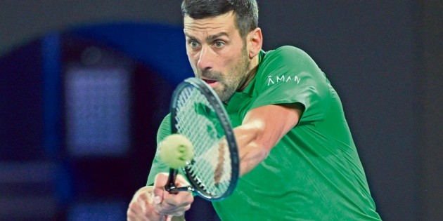 Tenis: Novak Djokovic gana su partido 100 en Australia