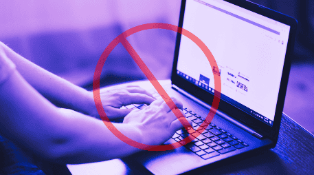 La justificación es que los niños están siendo perjudicados por la exposición a contenido no regulado en las redes sociales. ESPECIAL