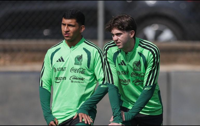 Jugadores mexicanos durante el entrenamiento previo al duelo ante los panameños.ESPECIAL