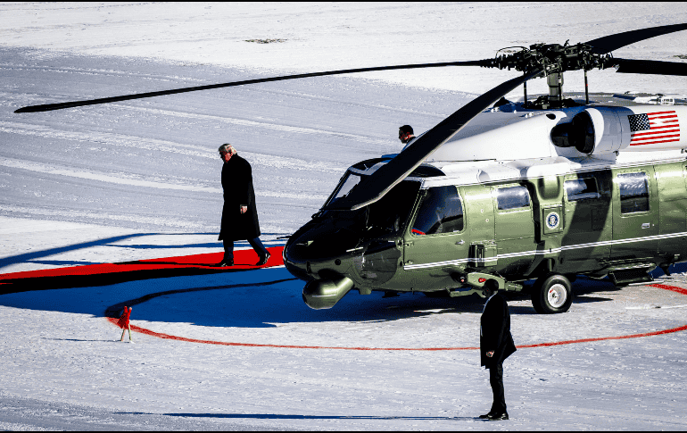 La expectación por escuchar a Trump en Davos es tal que el acceso al auditorio principal está completamente abarrotado. EFE/EPA/MICHAEL BUHOLZER