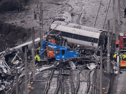 La cifra confirmada de 43 víctimas mortales tras la colisión de trenes en España coincide con el número de denuncias por desaparición. AP/M. Fernández