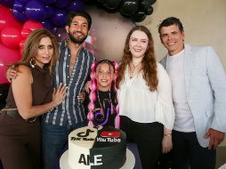 Karla Atristain, Pablo Vergara, Alejandra Orozco Atristain, Mónica y Alejandro Orozco. GENTE BIEN JALISCO / C. Jimeno
