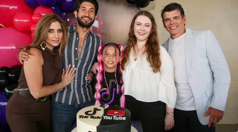 Karla Atristain, Pablo Vergara, Alejandra Orozco Atristain, Mónica y Alejandro Orozco. GENTE BIEN JALISCO / C. Jimeno