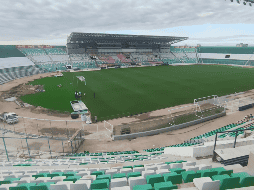 El Estadio Ramón Tahuichi Aguilera, ubicado en la región oriental de Santa Cruz, es un recinto que presenta un avance del 92% en sus trabajos de reparación. EFE / J. C. Torrejón