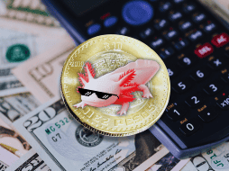 Contra todo pronóstico, el Superpeso extiende su poderío ante el dólar y se convierte en la moneda con mejor desempeño en lo que va de 2026. ESPECIAL / CANVA