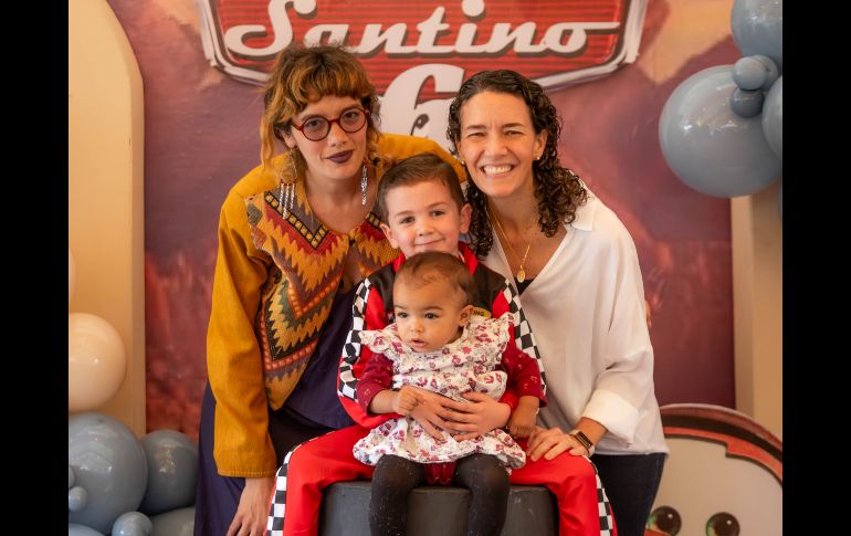 Ana Regina Villaseñor, Cristina Villaseñor, Santino Villaseñor y Ámbar Zahily Camou. GENTE BIEN JALISCO / A. Rodríguez