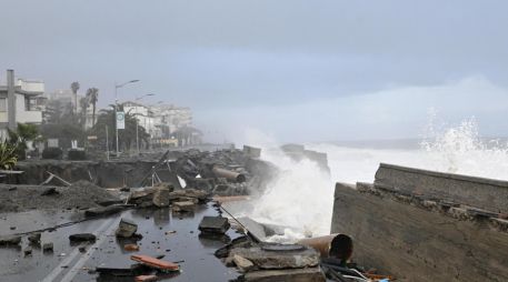 Áreas afectadas por el temporal en la línea de costa de Santa Teresa di Riva, Sicilia, Italia. EFE/CARMELO IMBESI