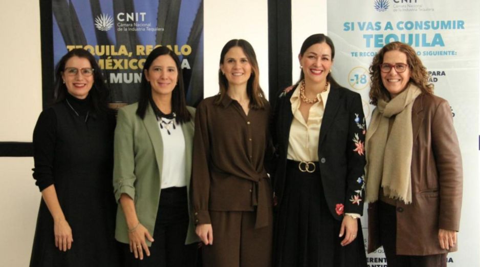 Empresas tequileras afiliadas muestran mayor participación de mujeres en comparación con otros sectores del estado. CORTESÍA