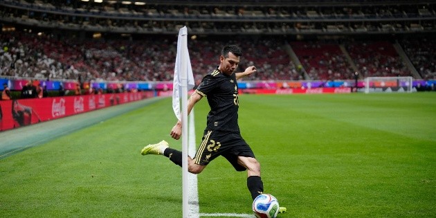 Javier Aguirre lanza mensaje clave al &ldquo;Chucky&rdquo; Lozano rumbo al Mundial