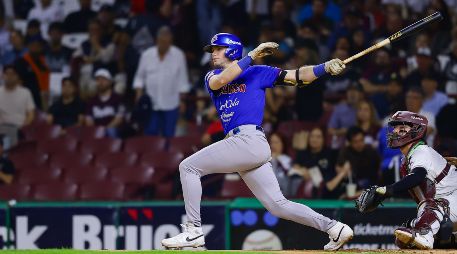 Mateo Gil fue determinante al irse de 3-5, con jonrón, triple y cinco carreras producidas. CORTESÍA/Charros de Jalisco