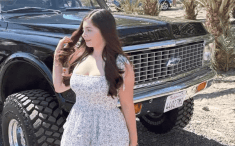 &nbsp; INSTAGRAM/@nicholette_0521