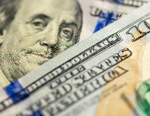 En la última semana, el dólar ha acumulado una caída del 1.05%, y en comparación con el mismo periodo del año pasado mantiene un descenso del 14.59% interanual. FREEPIK