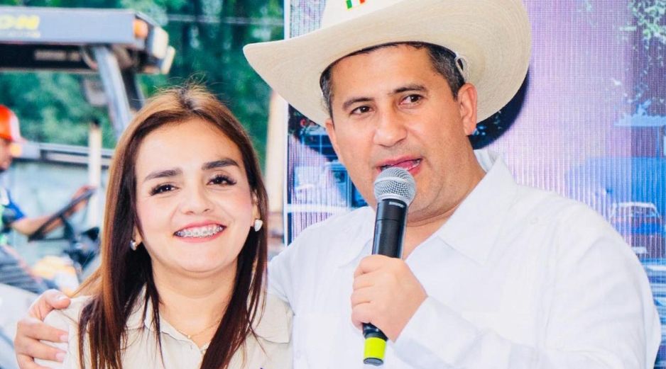 Carlos Manzo fue asesinado el pasado 1 de noviembre en la plaza central de Uruapan, durante la inauguración de la Fiesta de las Velas. FACEBOOK / GRECIA QUIROZ