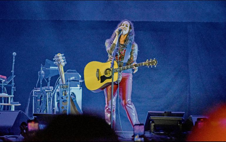 Alanis Morissette se suma al Salón de la Fama de los Compositores como una de las autoras más influyentes del rock alternativo. AFP