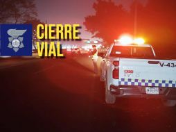 Oficiales de Policía Vial Jalisco se encuentran realizando labores para reahabilitar las vialidades cerradas. ESPECIAL / FACEBOOK Policía Vial Jalisco