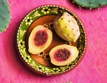 Con una gran versatilidad que va desde platillos hasta postres, el xoconostle es un ingrediente clave a la hora de cocinar. ESPECIAL / CANVA